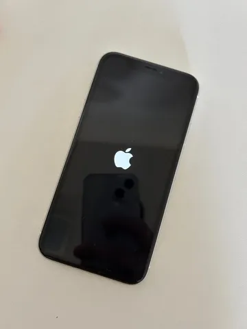 iPhone XR 128 GB Branco usado mas impecável!